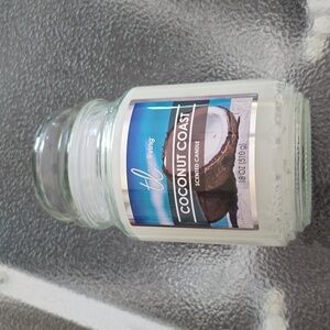 True Living - Coconut Coast Candle - 18 oz. - NWT